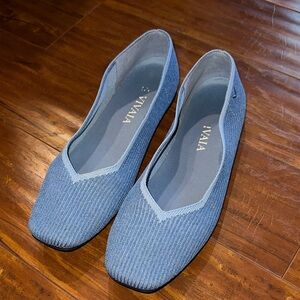 Vivaia Square-Toe V-Cut Flats blue Plastic water bottle shoes Size 41